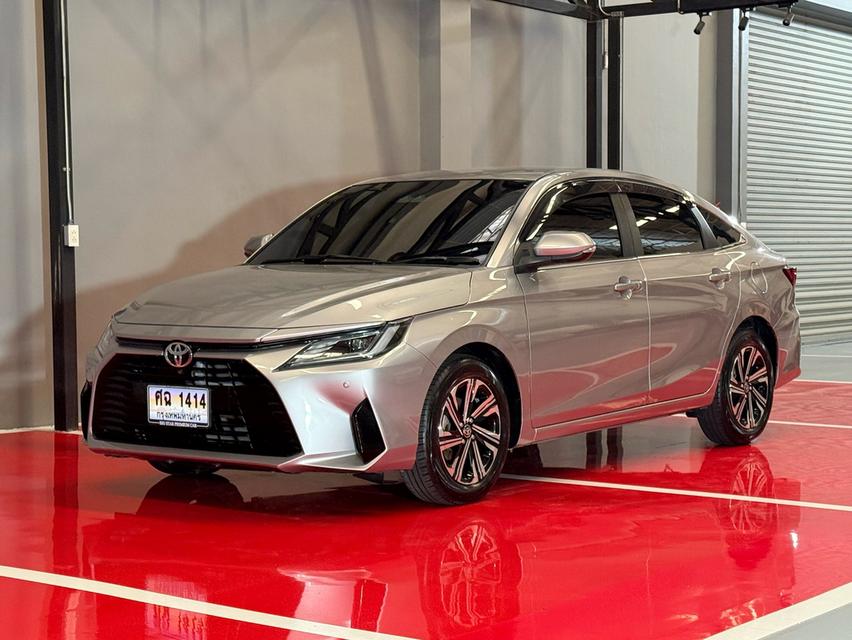 2024 TOYOTA YARIS ATIVE 1.2 PREMIUM รถมือเดียวป้ายแดง รถวิ่งน้อยเพียง 30,000 กม รถเข้าศูนย์ตามระยะ รถไม่เคยมีอุบัติเหตุครับ รูปที่ 4