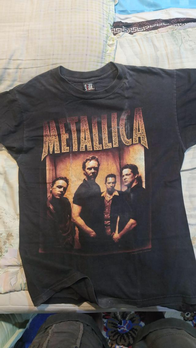 เสื้อยืด ทัวร์คอนเสิร์ต