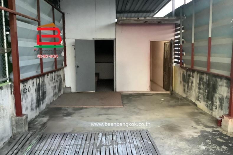 ขายอาคารพาณิชย์ 3 ชั้น ตลาดท้ายบ้าน (ใกล้โรงเรียนเซนต์ราฟาแอล) เนื้อที่ 13 ตรว. ตำบลท้ายบ้าน อำเภอเมืองสมุทรปราการ จังหวัดสมุทรปราการ 10