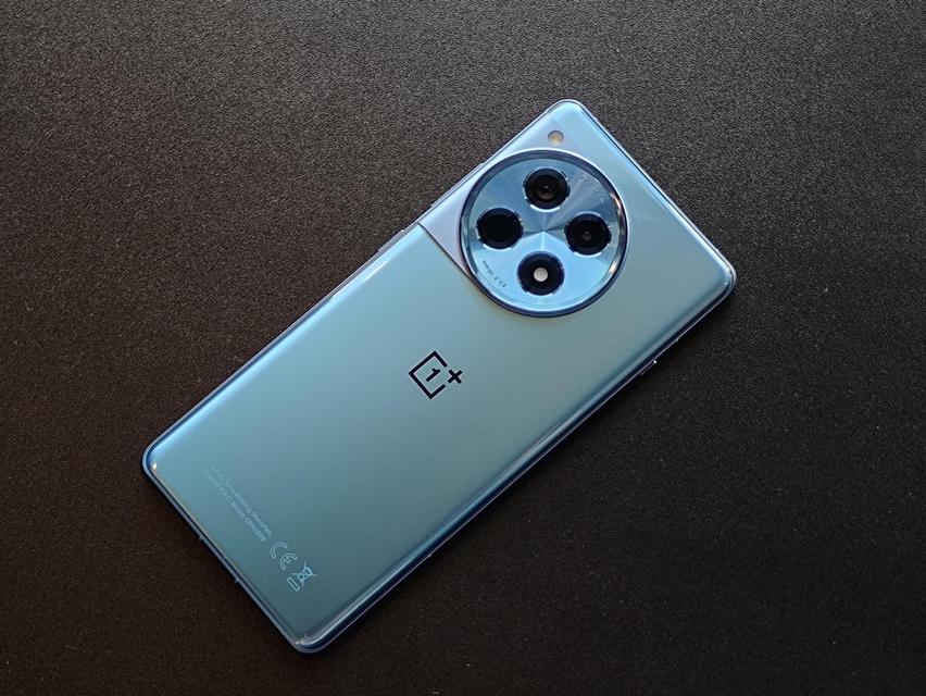 Oneplus 12r สี cool blue  2