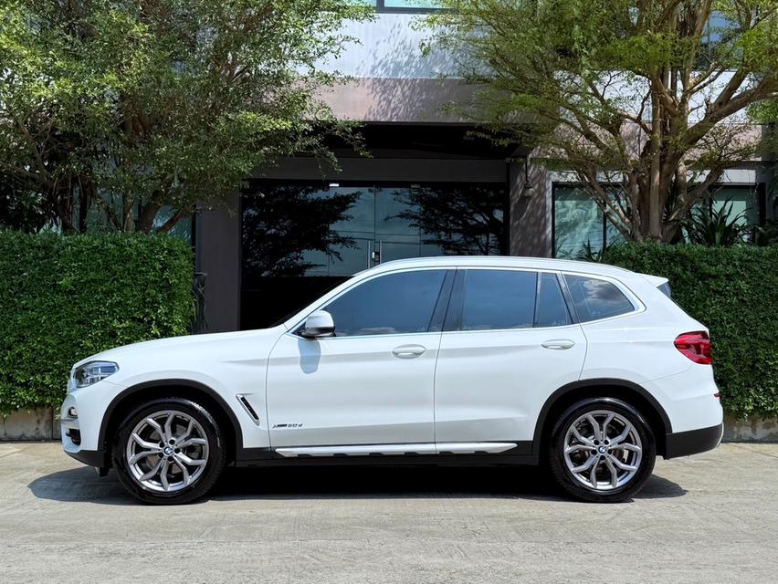 2018 BMW X3 G01 ประกอบนอก รถมือเดียวออกป้ายแดง รถวิ่งน้อย เข้าศูนย์ทุกระยะ ไม่เคยมีอุบัติเหตุครับ 5