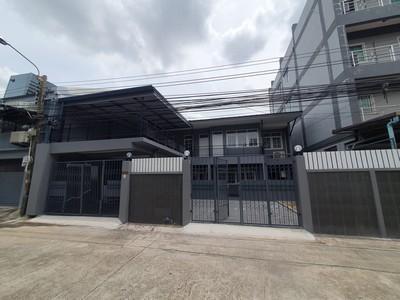 ให้เช่าบ้านเดี่ยว2ชั้น 62ตร.ว. ซอยรัชดาภิเษก3 ใกล้Fortune MRT พระราม 9 จดทะเบียนออฟฟิศได้ ห้ามเลี้ยงสัตว์ 1