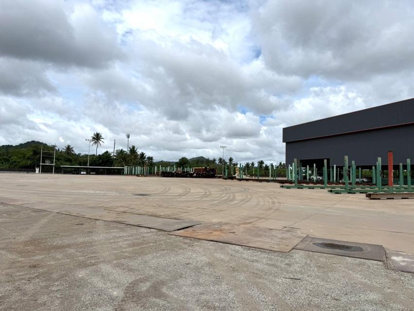 ขาย โรงงาน FA119 มีใบ รง.105 หนองขาม ศรีราชา ชลบุรี . 4300 ตรม 24 ไร่ 30.7 ตรว ทำเลอุตสาหกรรม ติดแนวนิคมปิ่นทอง 8 เหมาะประกอบกิจการและลงทุน 4