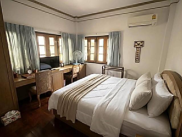 ขายบ้านเดี่ยวใกล้BTSพระโขนงมีทางลัดออก ซอยพัฒนาการ20 ได้ใกล้ ทางด่วนเอกมัยรามอินทราใจกลางสุขุมวิท ในหมู่บ้านผกามาศ ปรีดี 3