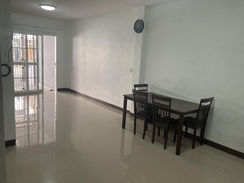 ขายทาวน์เฮ้าส์ 24.4 ตรว.ใกล้รถไฟฟ้า หมู่บ้านพระปิ่นนคร (หมู่บ้านไม่มีค่าส่วนกลาง) บางโปรง สมุทรปราการ 9