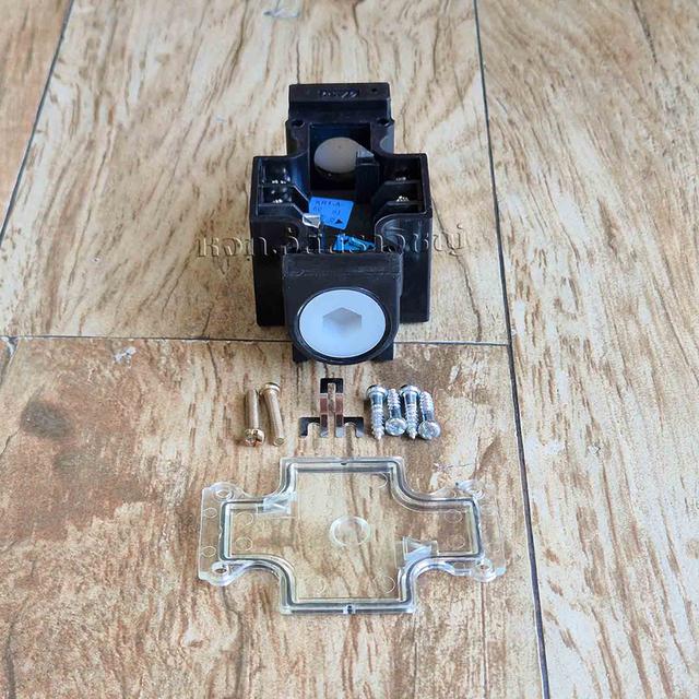 กล่องไฟวาล์วไฟฟ้า Terminal Box Yuken DSG-01 Series 3
