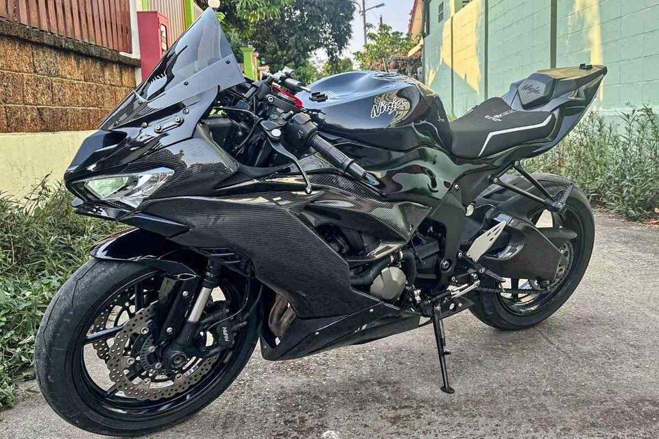 Kawasaki Ninja ZX-6R เกือบฟูลคาร์บอน 3