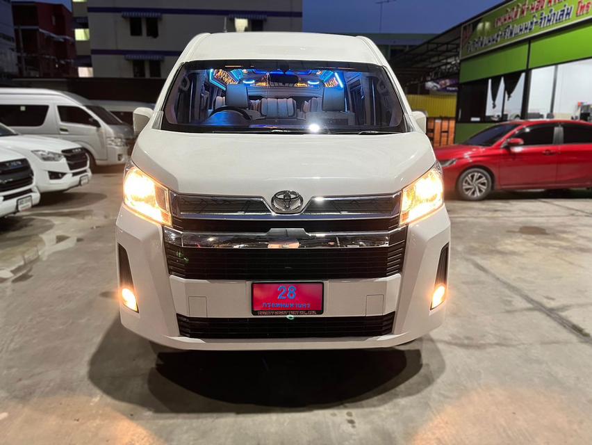 TOYOTA COMMUTER 2.8 MT ปี 2021 VIP