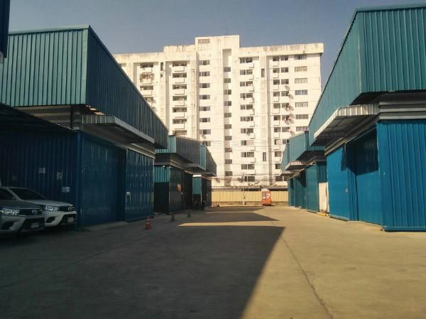 ให้เช่าโกดังย่านวัชรพล ขนาด 150 ตรม. พิกัดแขวงท่าแร้ง เขตสายไหม กรุงเทพฯ เชื่อมต่อถนนรามอินทรา ถนนสายไหม ใกล้จุดขึ้น-ลงทางด่วน 3