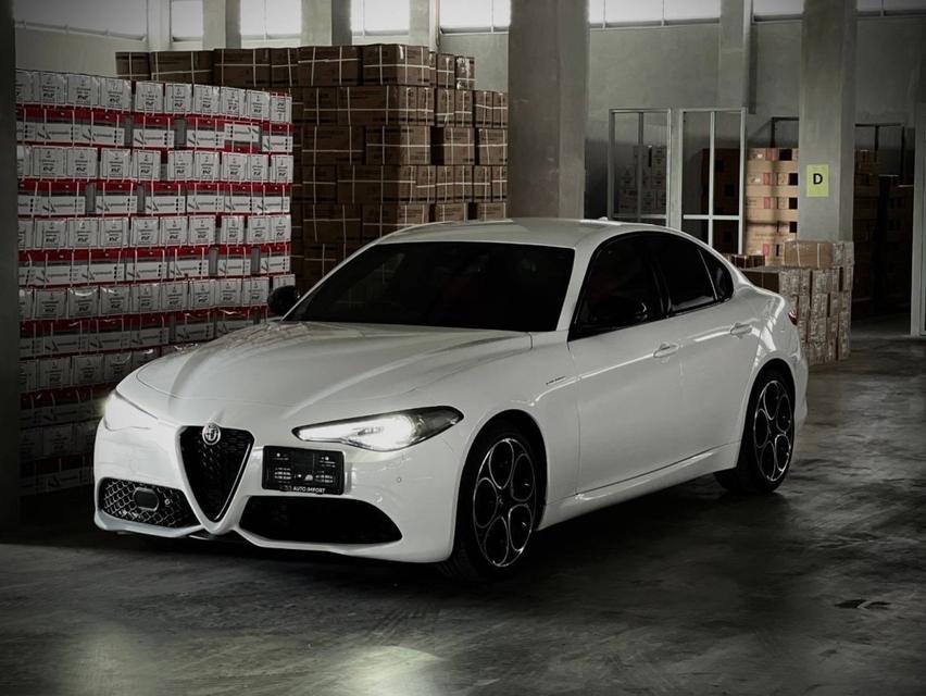 สาวก ALFA ROMEO ต้องมีไว้ครอบครอง