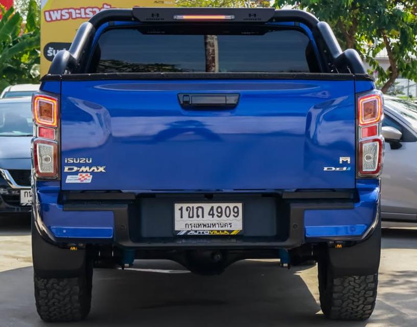  Isuzu D-max Cab4 3.0m Vcross 4wd a/t 5