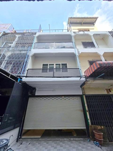 รัชดา1-7 สถานฑูตจีน 800ม. Fortune เซ็นทรัล MRT พระราม 9 1.1กม. ให้เช่า บ้าน อาคาร 4ชั้น 232 ตร.ม.ใหม่ ใจกลางเมือง ขาย 4. 2