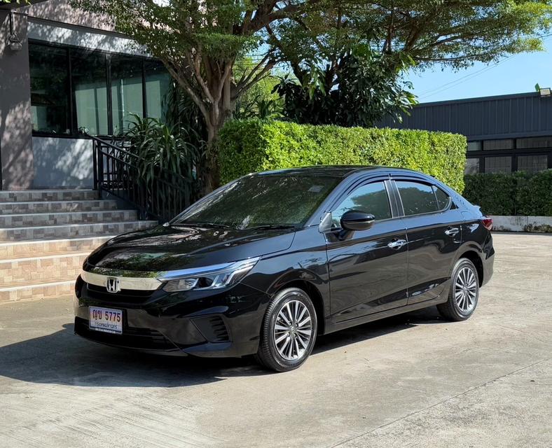 2022 HONDA CITY 1.0 SV รถมิอเดียวออกป้ายแดง รถวิ่งน้อย เข้าศูนย์ทุกระยะ ไม่เคยมีอุบัติเหตุครับ 4