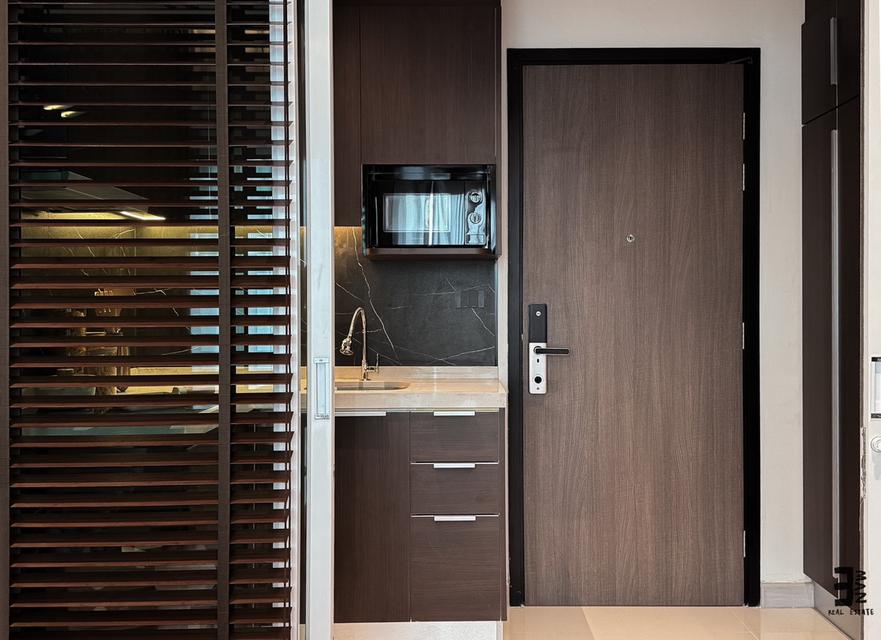 🤎✨ขายคอนโดโทนอบอุ่น พื้นที่กำลังดี ตอบโจทย์ชีวิตรีบเร่ง แต่ยังคงความสบายไว้ครบ 4