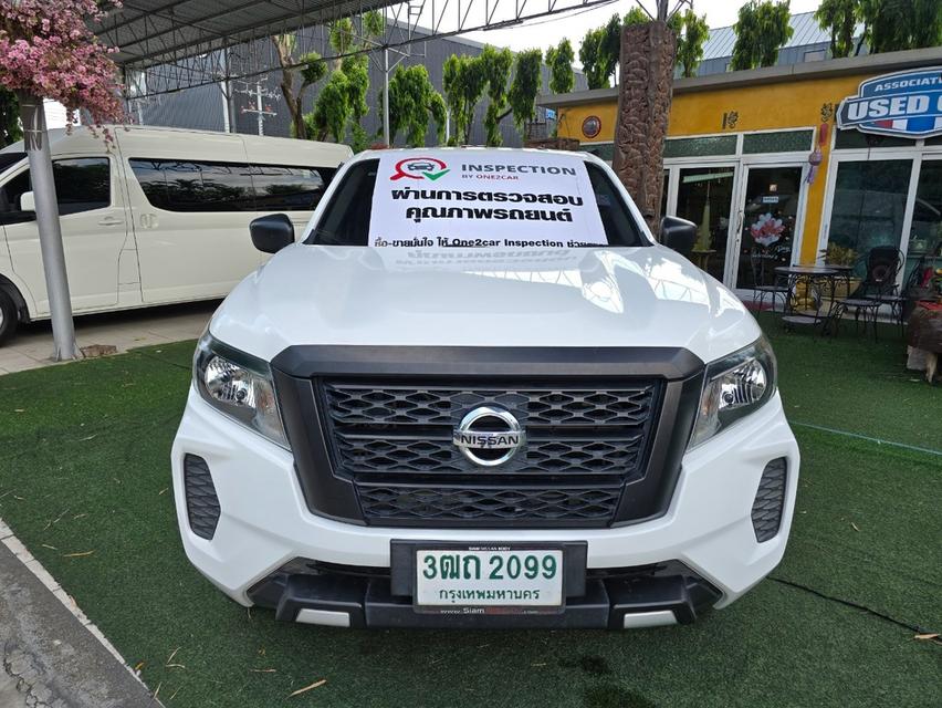 #NISSAN NAVARA  รุ่น SINGLECAB ตัว SL 4WD เครื่อง2.5cc. เกียร์ธรรมดา ปี 2022 #รถมือเดียวป้ายเเดงไมล์แท้100%คะ