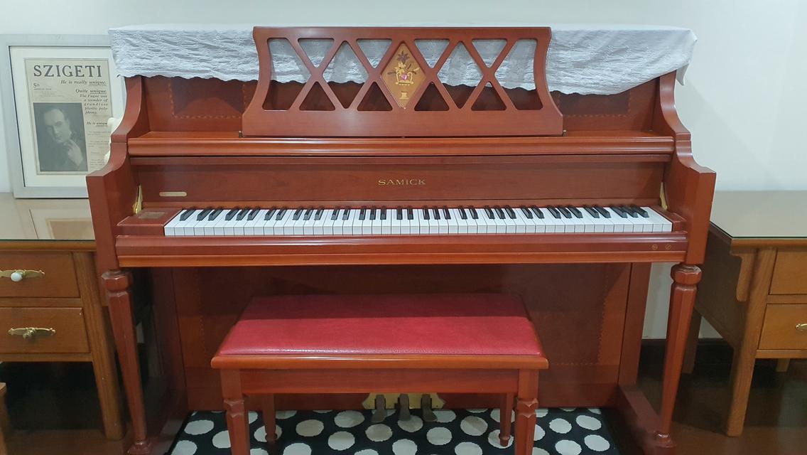 samick piano
