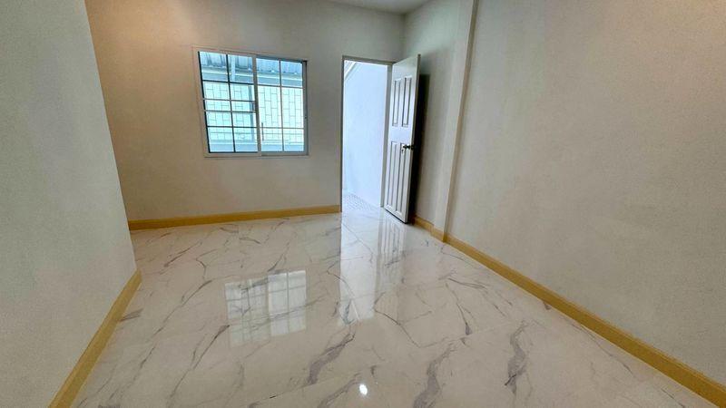 ขาย หมู่บ้านฉัตรณรงค์วิลล่า 3 ถ. ลำลูกกา ซ. เปียร์นนท์ 11