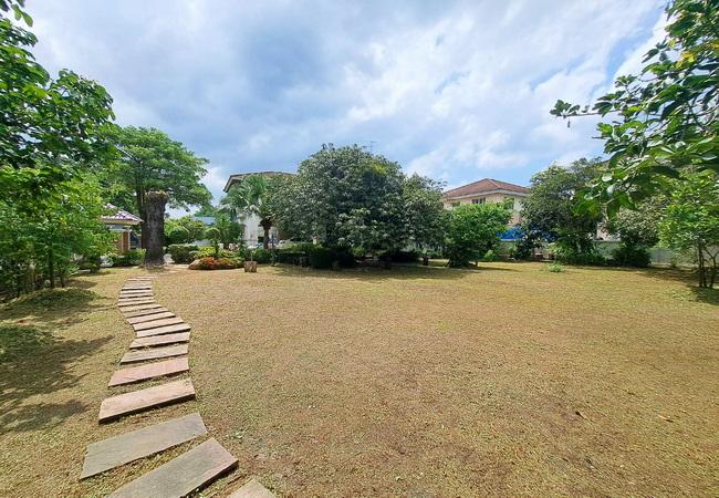 ขายที่ดิน ในหมู่บ้านนันทวัน รามอินทรา-วัชรพล เนื้อที่ 137 ตร.ว. แปลงสวย ราคาต่อรองได้ 7