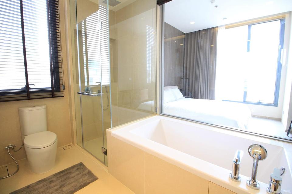 Luxury 2 bedroom unit in Asoke 11