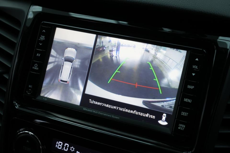 2018 MITSUBISHI PAJERO SPORT 2.4 GT 2WD A/T สีเทา รูปที่ 12