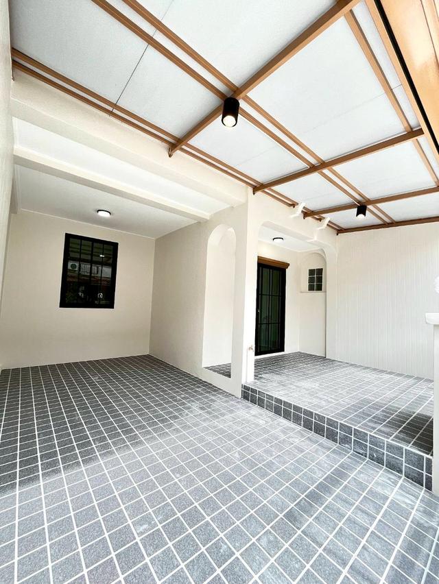 หมู่บ้านคัทลียาวิลล์ 5