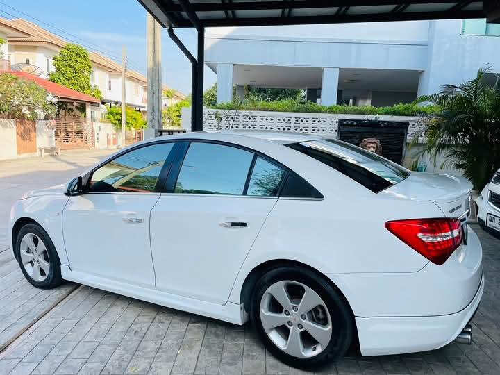 CHEVROLET CRUZE สวยสภาพดี 2