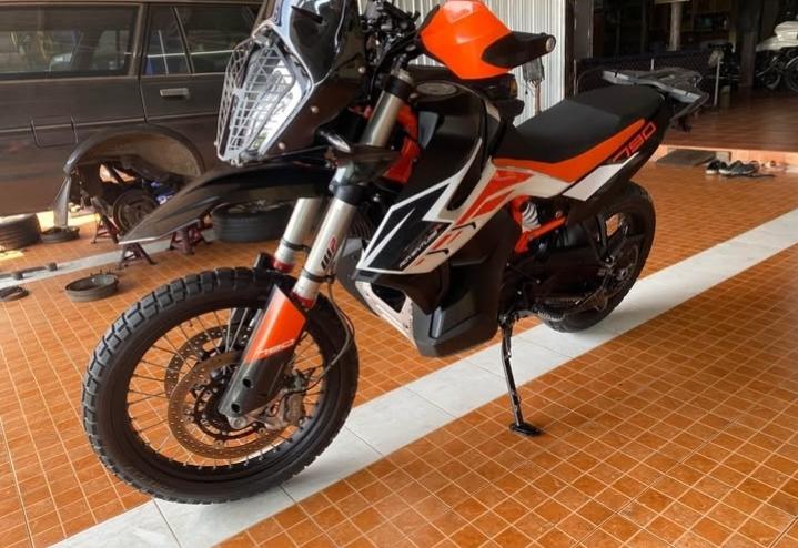 2021 KTM R790 Adventure 2