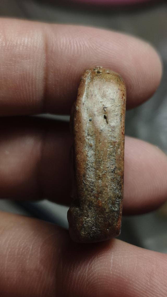 พระซุ้มกอไม่มีกนกเเนื้อสวยมวลสารชัด สวยงามน่าเก็บค่ะ 4