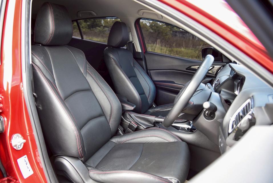 รหัสรถ CBL9465 Mazda 3 2.0 SP Sports Hatchback AT 2017 11