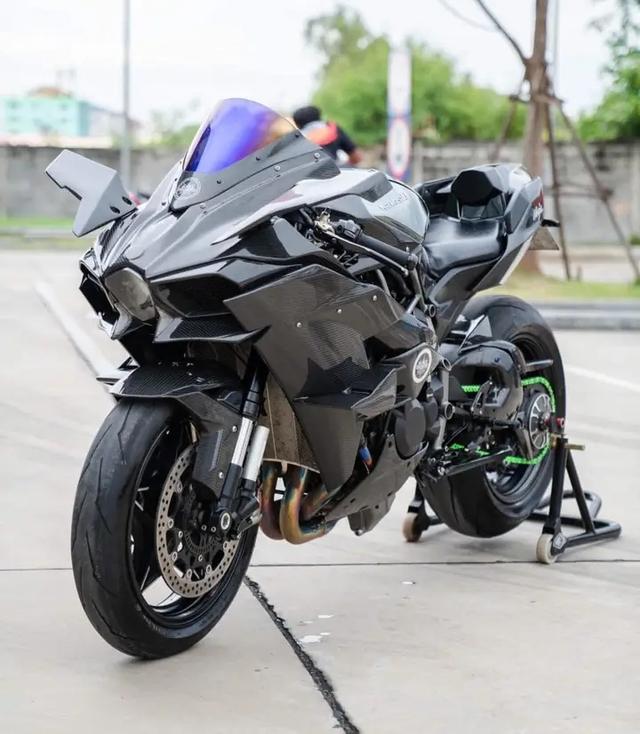 ส่งต่อ Kawasaki Ninja H2R  จังหวัด นครปฐม