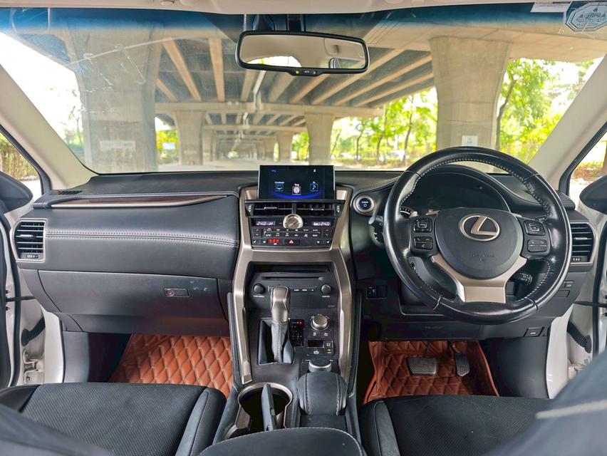 🚗 2015 LEXUS NX300h Grand Luxury AT รูปที่ 11