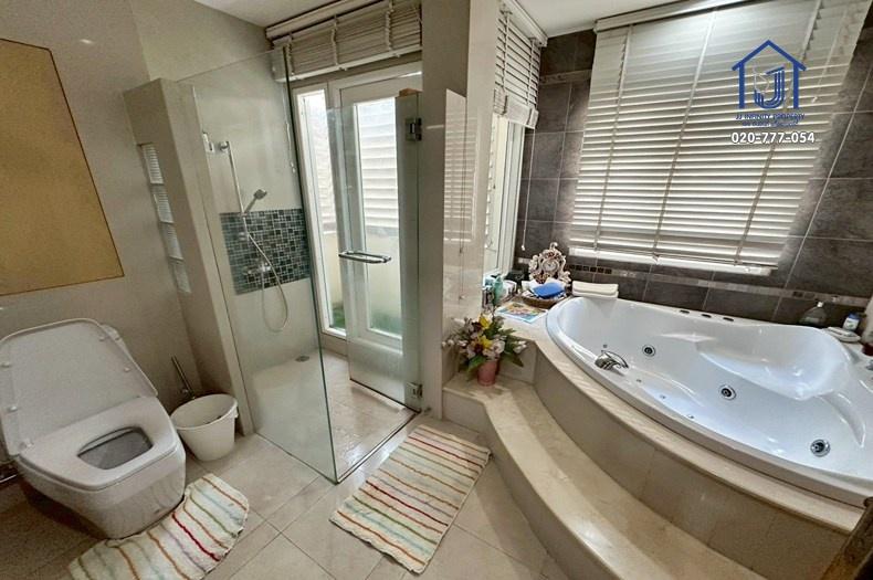 ขายบ้านเดี่ยว 2 ชั้น หมู่บ้านพัฒนาการ 120 ตารางวา แปลงใหญ่ ทำเลศักยภาพ ใกล้ศรีนครินทร์–ทางด่วน 11