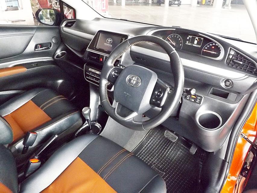 รหัสรถ KCY4643 TOYOTA SIENTA 1.5V AUTO ปี 2018 สีส้ม 10