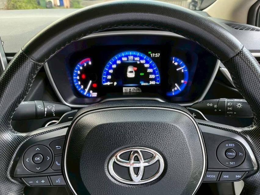 TOYOTA ALTIS รุ่น GR SPORT ติดแก๊ส LPG เครื่อง 1.8cc. AUTO ปี 2021