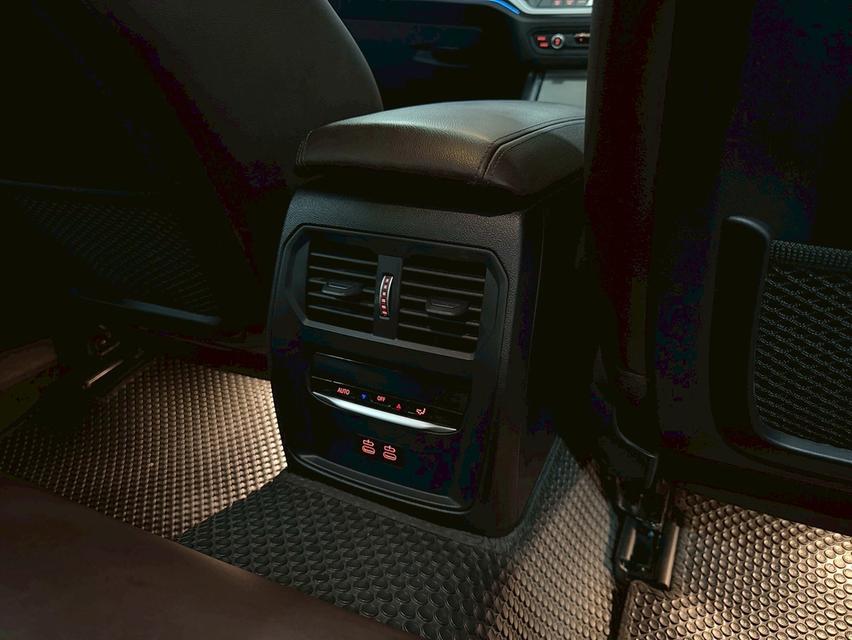 BMW 330e Maport ปี20 รูปที่ 15