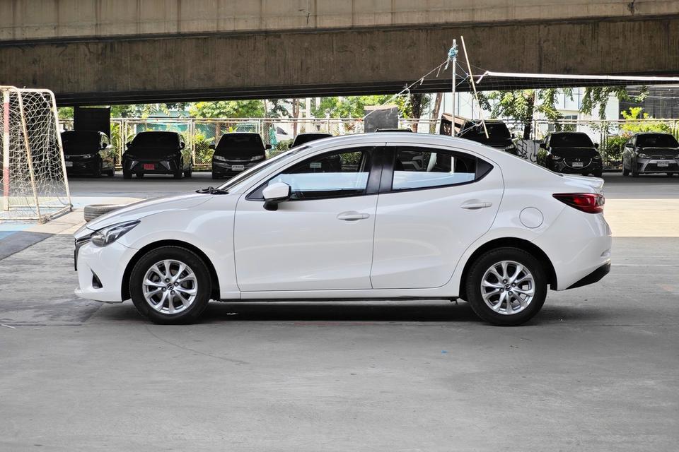 Mazda 2 1.5 XD Sedan ดีเซล AT ปี 2017 7