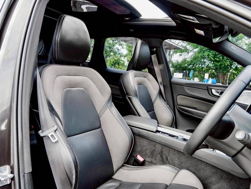 รหัสรถ PR3286 Volvo XC60 Recharge T8 AWD R-Design Top Fulloption Minorchange  17