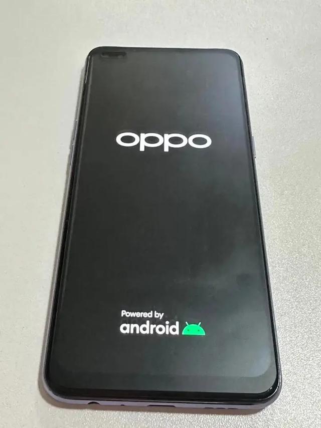 มือถือพร้อมใช้งานสภาพดีมาก Oppo Reno 4 4