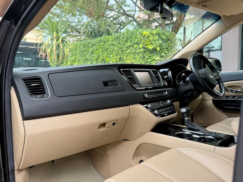 2020 KIA GRAND CARNIVAL 2.2 SXL รถมือเดียวออกป้ายแดง รถวิ่งน้อย เข้าศูนย์ทุกระยะ รถไม่เคยมีอุบัติเหตุครับ รูปที่ 10