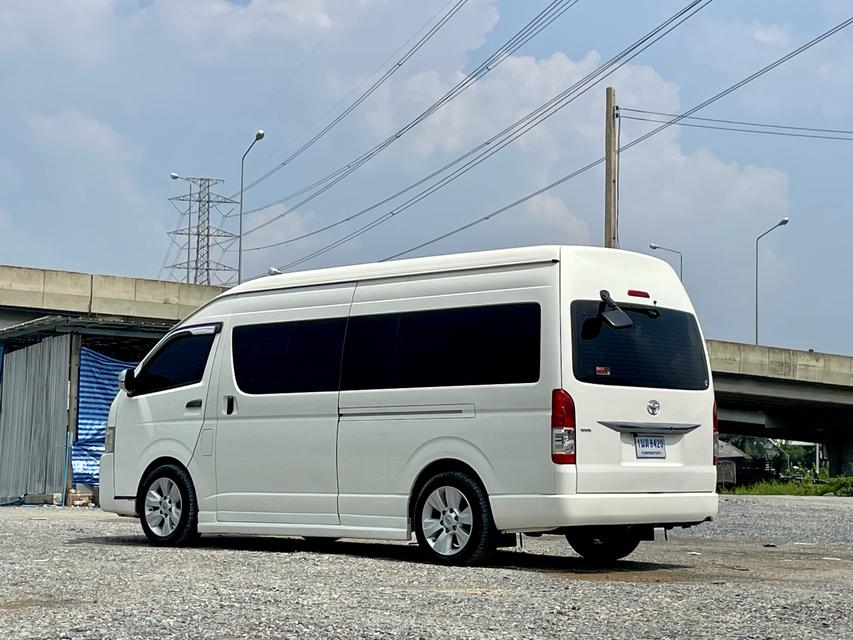 Toyota commuter VIP 2015 5