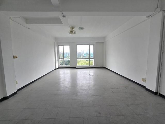 อาคารพาณิชย์3ชั้นให้เช่า โครงการ RK Office Park ร่มเกล้า ลาดกระบัง 6