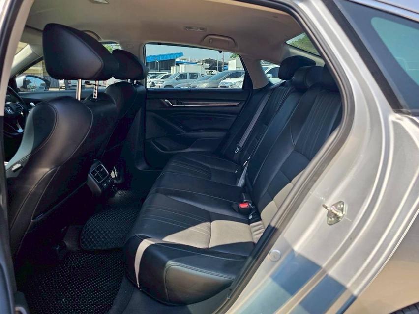 HONDA ACCORD 2.0 e:HEV EL+ สีเงิน ปี21 รูปที่ 13