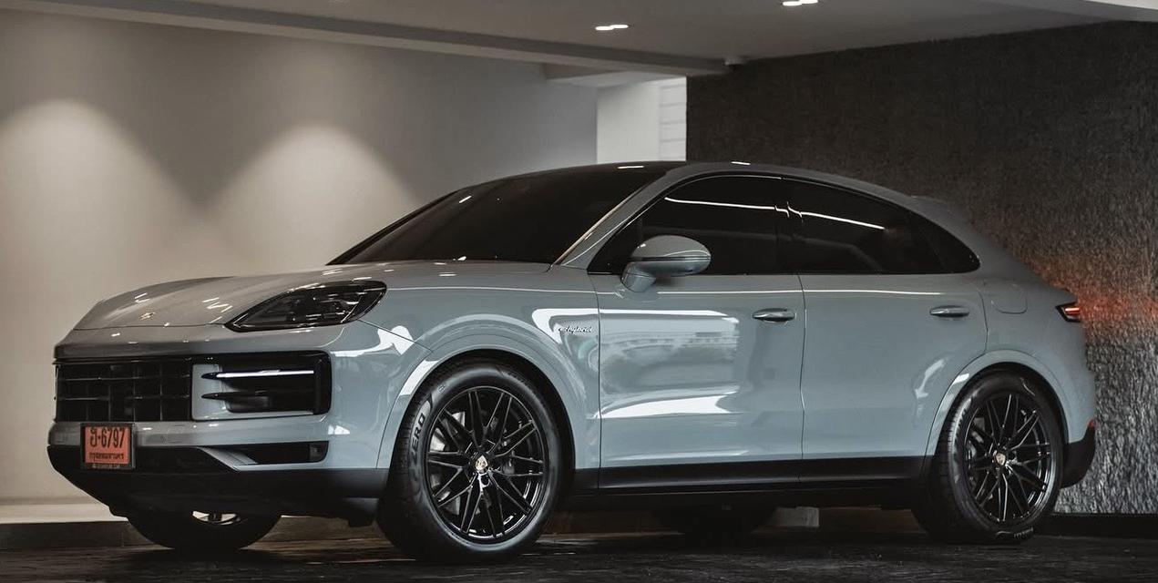 Porsche Cayenne Coupe E-Hybrid (AAS)
