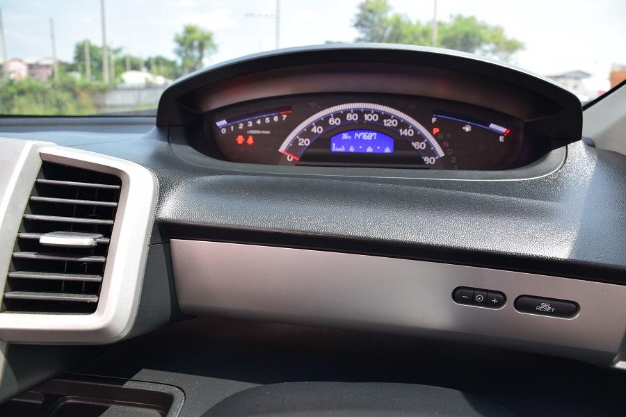 ปี2014 สวยพร้อมใช้ในฉบับครอบครัว HONDA FREED1.5E ออโต้ แอร์หลังคาแล้วไมเนอร์เช้น เบาะหนังแท้ กุญแจรีโมทล้อแม็กชุดแต่งรอบคันCD ABS AIRBAG โทร0957401229 รูปที่ 7
