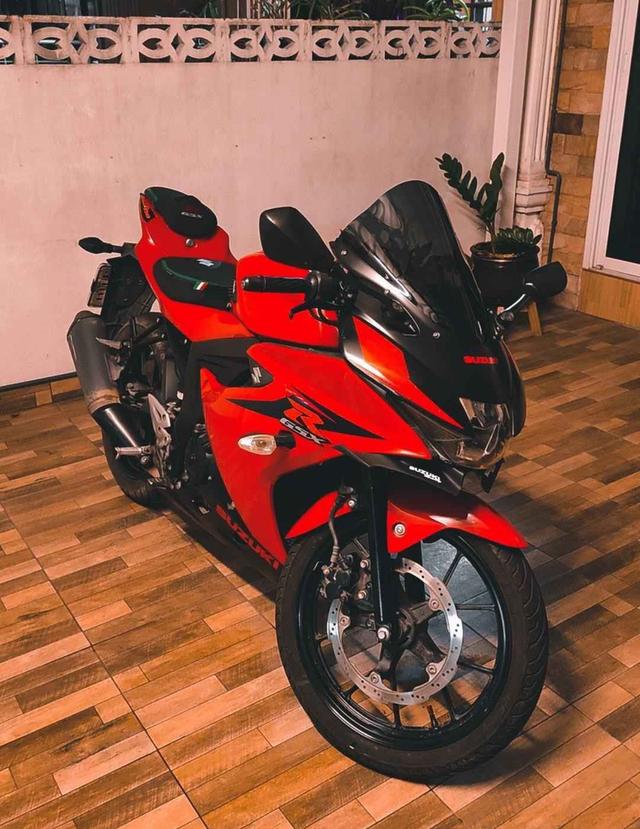 Suzuki GSX-R150 สีแดงสวยๆ มือ 2 3