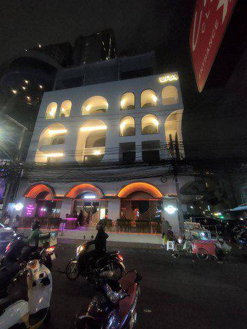 พื้นที่ธุรกิจให้เช่า ร้านอาหาร/ผับ/บาร์ สุขุมวิท 11