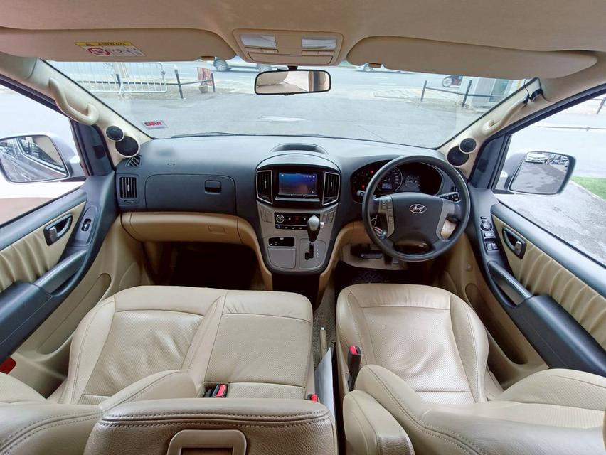 Hyundai H1 2.5Elite ปี18 9