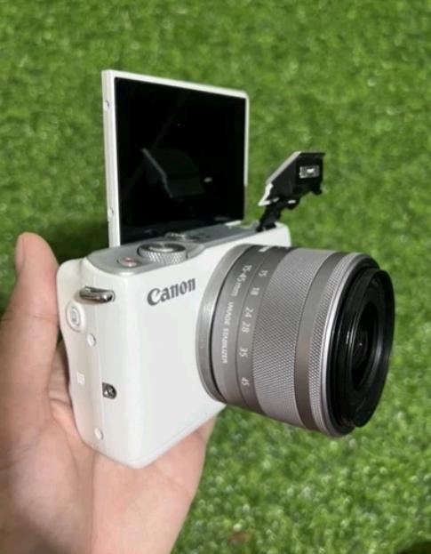 Canon EOS M10 2