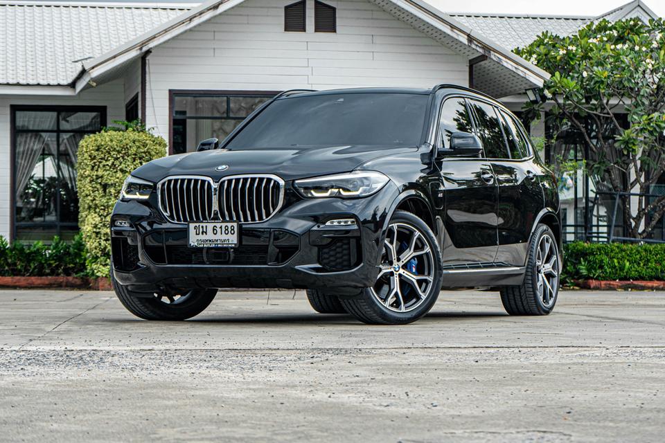 (แจ้งรหัสรถ CBL6188)  BMW X5 xDrive45e M Sport 3.0 G05 AT 2022