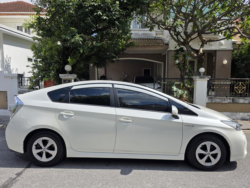 Toyota Prius Model ปี 2013 Top option รูปที่ 4